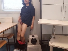 Jon Arteen's risky solo session: young twink jerks off in classroom