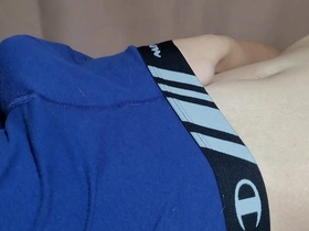 Asian twink's impressive ejaculation despite small penis size