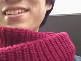 Unemployed Japanese amateur gets a job quickly in Shizuoka Prefecture